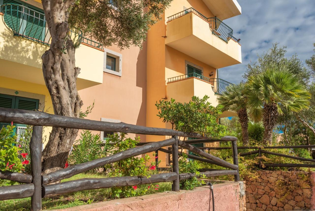 Apartment I Mirti Bianchi - Bilo 4 By Interhome Santa Teresa Gallura Exteriér fotografie
